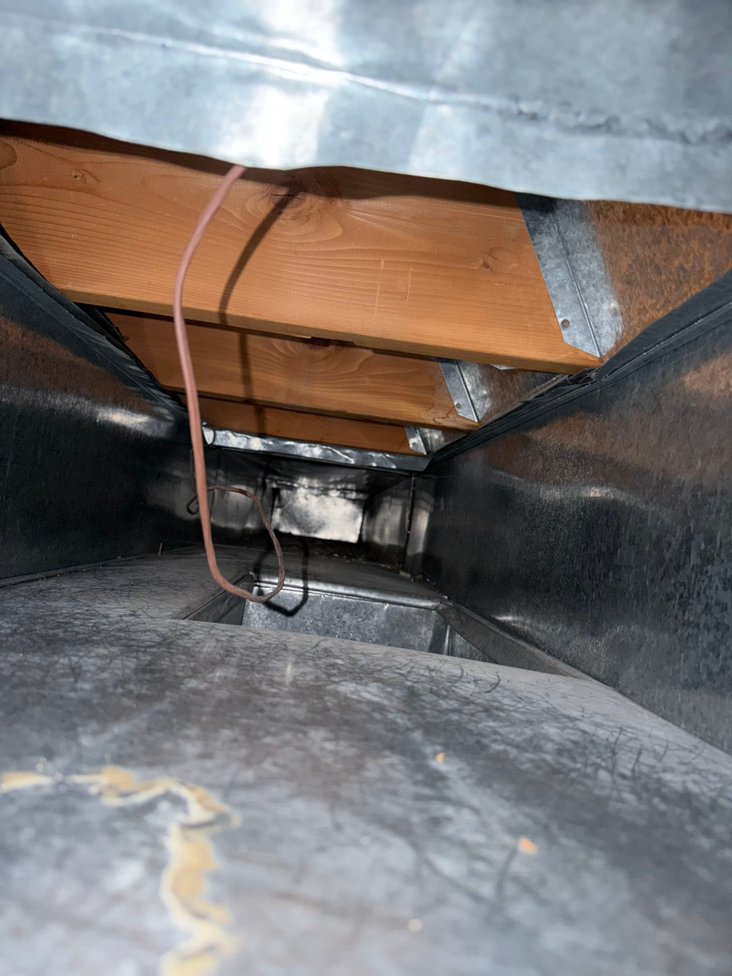 Air Duct Cleaning after Ridgeline cleaning — Branch run to register